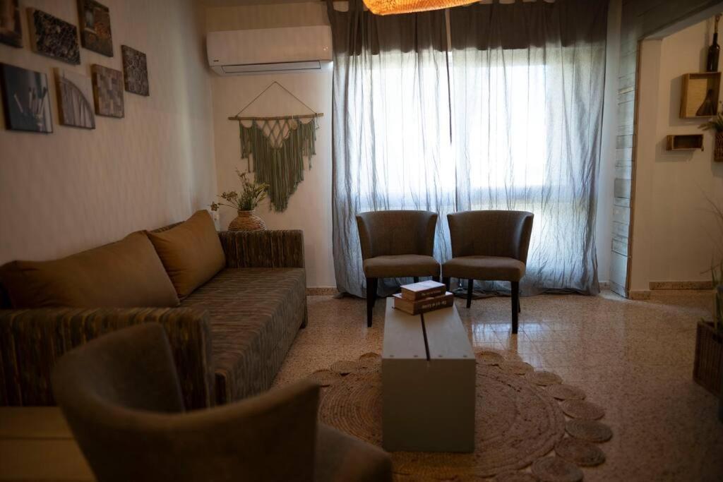 Nona דירת מטיילים בסטייל Apartment Qaşrīn Exterior foto