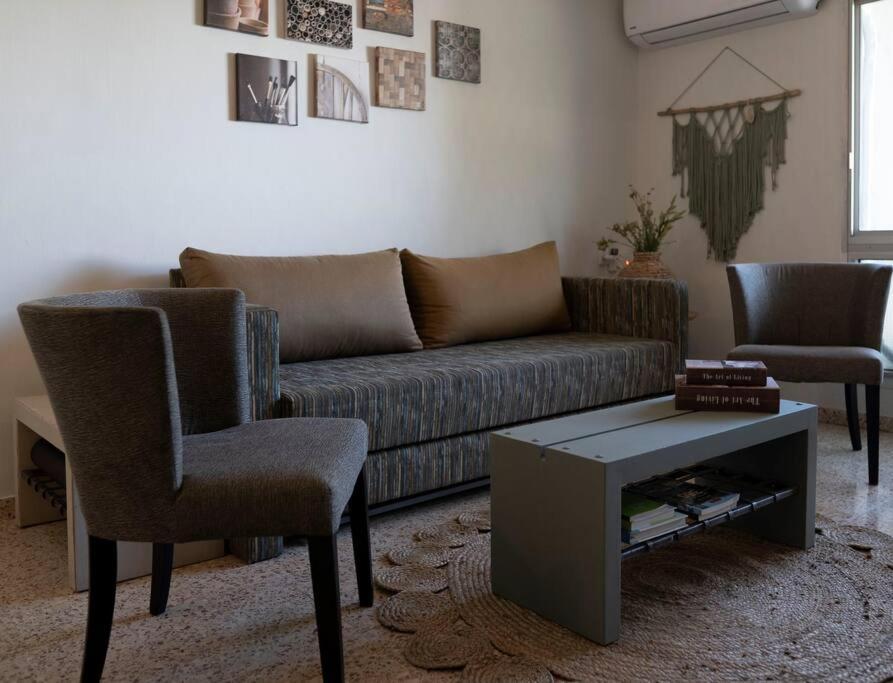 Nona דירת מטיילים בסטייל Apartment Qaşrīn Exterior foto